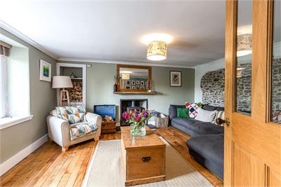 The Cottage, Lilliesleaf, Melrose, TD6 9JB - image 2