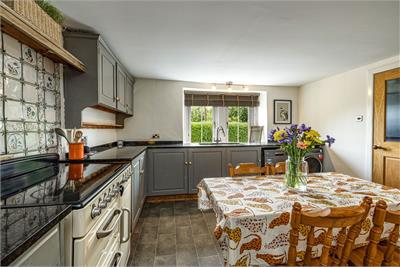 The Cottage, Lilliesleaf, Melrose, TD6 9JB - image 11