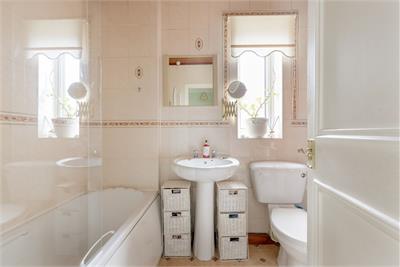 24 Gilmerton Dykes Avenue, Edinburgh, EH17 8ND - image 20
