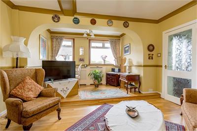 24 Gilmerton Dykes Avenue, Edinburgh, EH17 8ND - image 3
