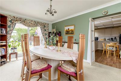24 Gilmerton Dykes Avenue, Edinburgh, EH17 8ND - image 9
