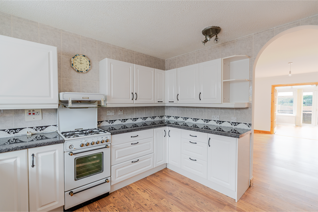 48 Carberry Court, Whitecraig, EH21 8PJ - image 9