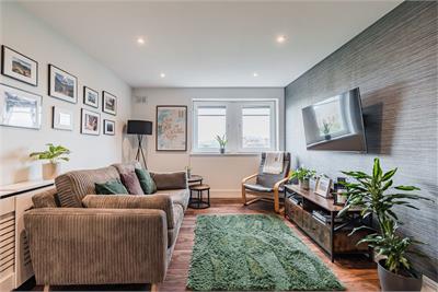 167/25 Slateford Road, Edinburgh, EH14 1PB - image 3