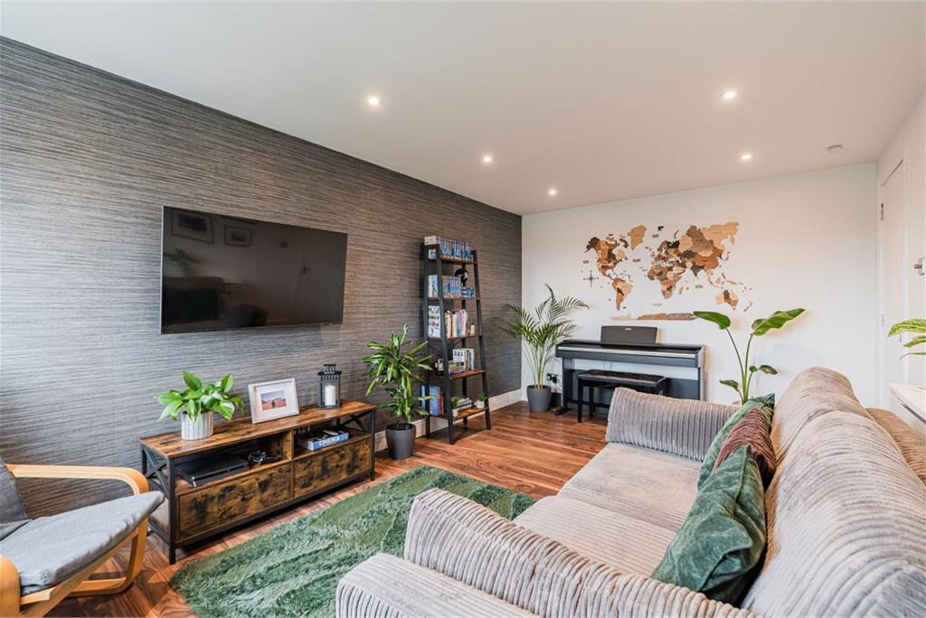 167/25 Slateford Road, Edinburgh, EH14 1PB - image 4