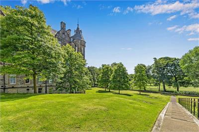 22/5 Simpson Loan, Lauriston, Edinburgh, EH3 9GD - image 12