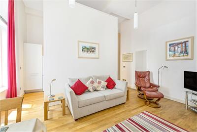 22/5 Simpson Loan, Lauriston, Edinburgh, EH3 9GD - image 4