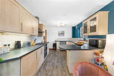 37 Merchants Way, Inverkeithing, KY11 1PE - image 5