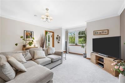 37 Merchants Way, Inverkeithing, KY11 1PE - image 7