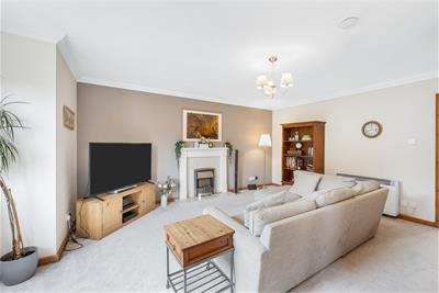 37 Merchants Way, Inverkeithing, KY11 1PE - image 10