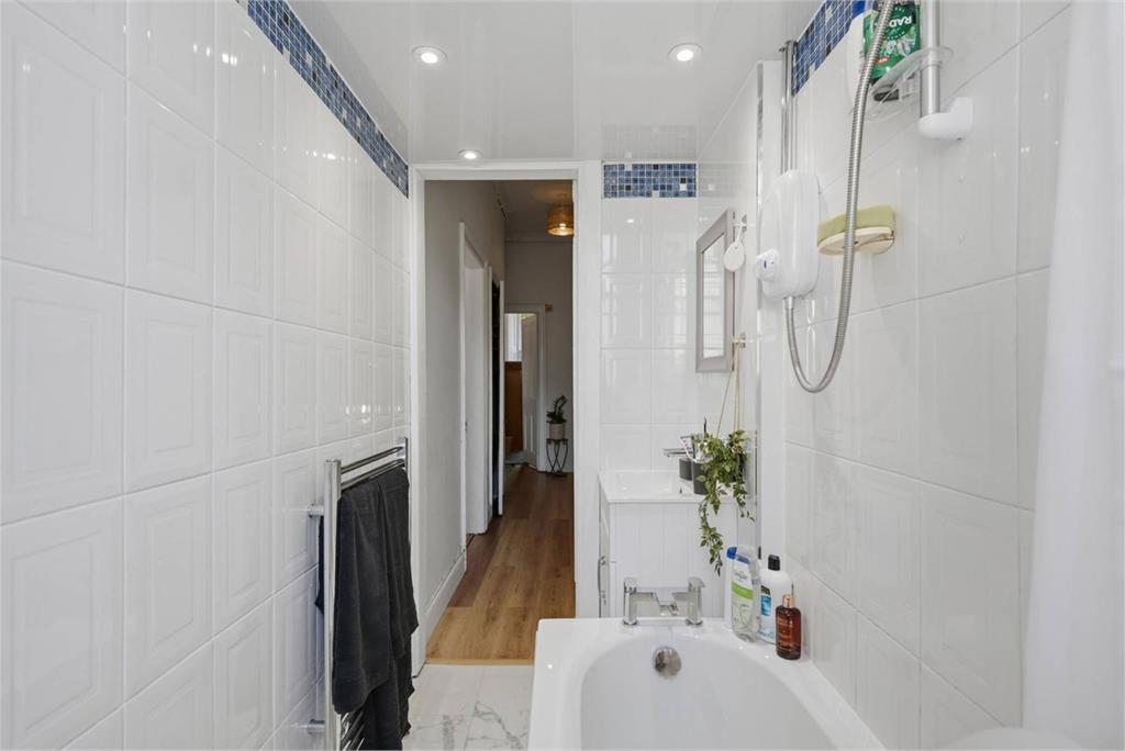 25/1 Murieston Crescent, , Edinburgh, EH11 2LL - image 11