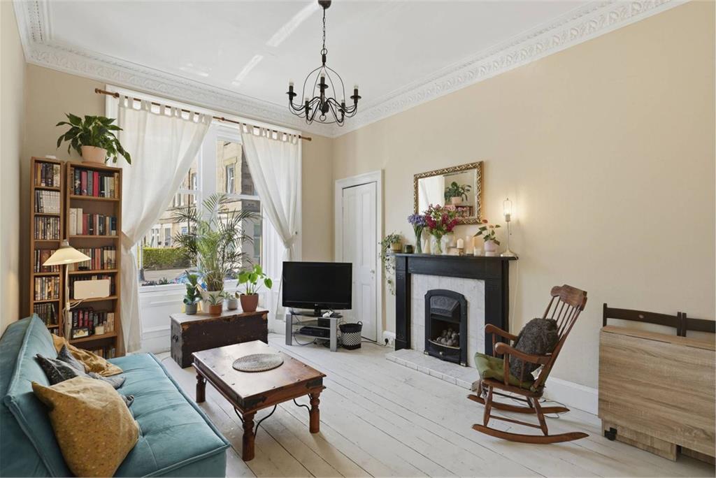 25/1 Murieston Crescent, , Edinburgh, EH11 2LL - image 1