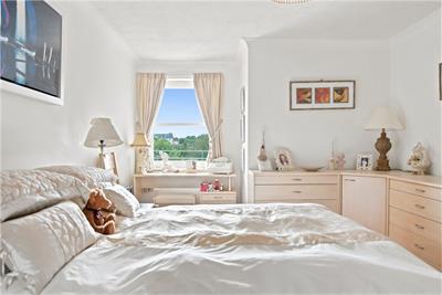 36 Craigleith View,
Station Road,
North Berwick,
East Lothian,
EH39 4BF - image 12