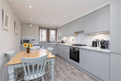 36 West Silvermills Lane, Stockbridge, Edinburgh, EH3 5BD - image 2