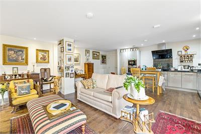 73/1 Logie Green Road, Edinburgh, EH7 4HF - image 5