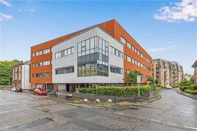 73/1 Logie Green Road, Edinburgh, EH7 4HF - image 1