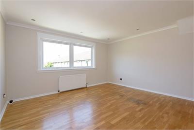 16 Lewisvale Court, Musselburgh, EH21 7HR - image 3