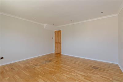 16 Lewisvale Court, Musselburgh, EH21 7HR - image 4