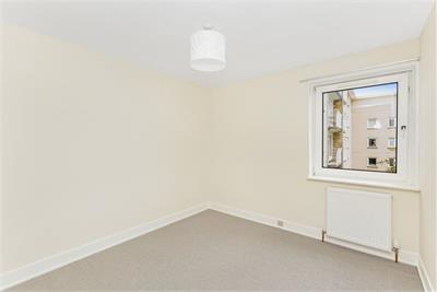 4/10 Succoth Court, EDINBURGH, EH12 6BZ - image 15
