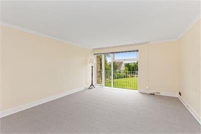 4/10 Succoth Court, EDINBURGH, EH12 6BZ - image 3