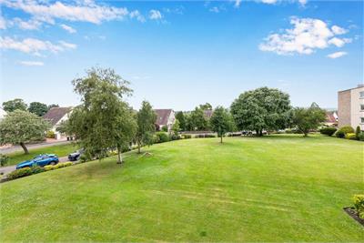 4/10 Succoth Court, EDINBURGH, EH12 6BZ - image 22