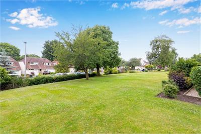 4/10 Succoth Court, EDINBURGH, EH12 6BZ - image 24