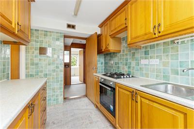 4/10 Succoth Court, EDINBURGH, EH12 6BZ - image 9