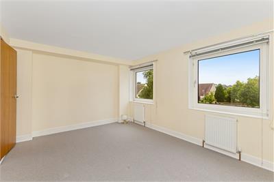 4/10 Succoth Court, EDINBURGH, EH12 6BZ - image 10
