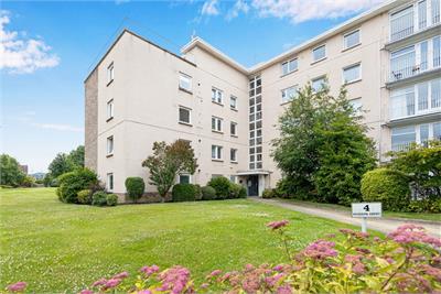4/10 Succoth Court, EDINBURGH, EH12 6BZ - image 1