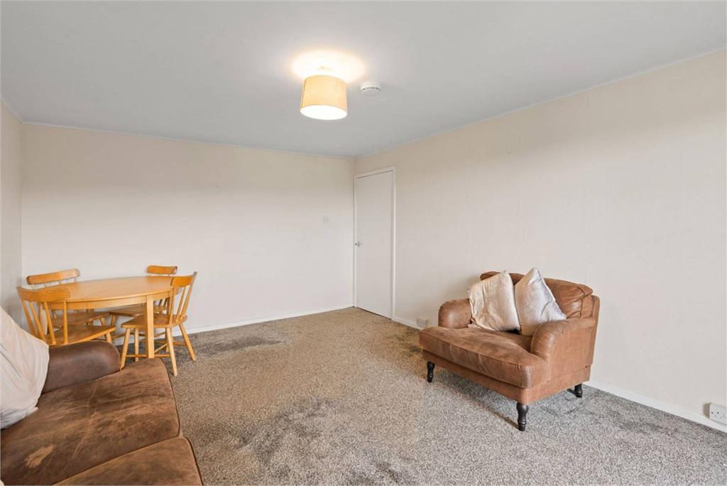 2/11 Maidencraig Court, , Edinburgh, EH4 2BQ - image 5