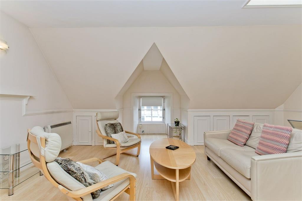 23 Cordiners Land,
70 West Port,
Edinburgh,
EH1 2LF - image 2
