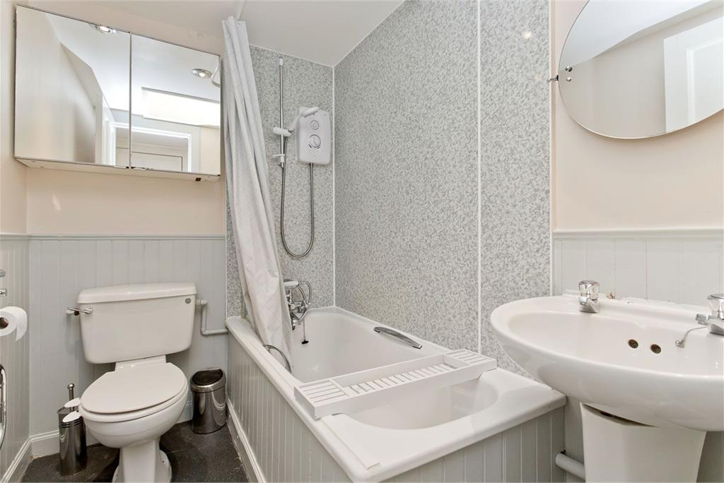 23 Cordiners Land,
70 West Port,
Edinburgh,
EH1 2LF - image 10