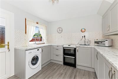 144 Magdalene Gardens, Brunstane, Edinburgh, EH15 3DR - image 4