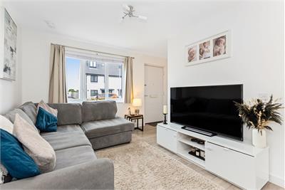 18 Desmoulins Drive, Shawfair, EH22 1GL - image 2