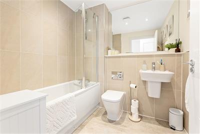 18 Desmoulins Drive, Shawfair, EH22 1GL - image 14