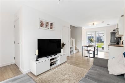 18 Desmoulins Drive, Shawfair, EH22 1GL - image 3