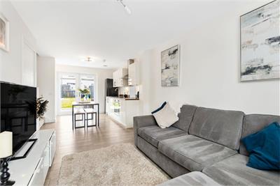 18 Desmoulins Drive, Shawfair, EH22 1GL - image 4