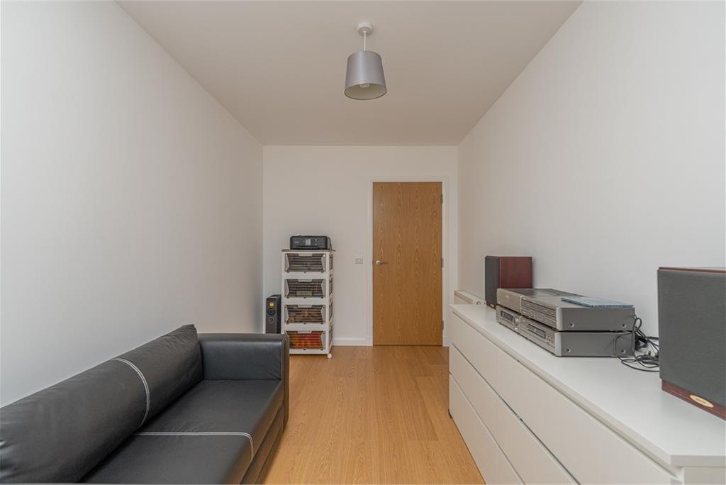 Flat 2,
62 Loaning Road,
Edinburgh,
EH7 6JQ - image 14