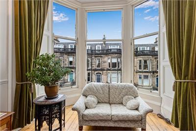 21 (1F), Coates Gardens, Haymarket, Edinburgh, EH12 5LG - image 3
