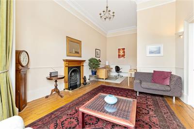 21 (1F), Coates Gardens, Haymarket, Edinburgh, EH12 5LG - image 4