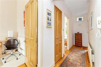 21 (1F), Coates Gardens, Haymarket, Edinburgh, EH12 5LG - image 9