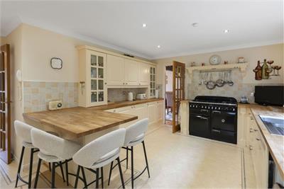2 Kirk View, Penicuik, Midlothian, EH26 8LQ - image 5