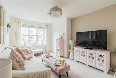 35 Fairley Crescent, Edinburgh, EH12 0BE - image 2