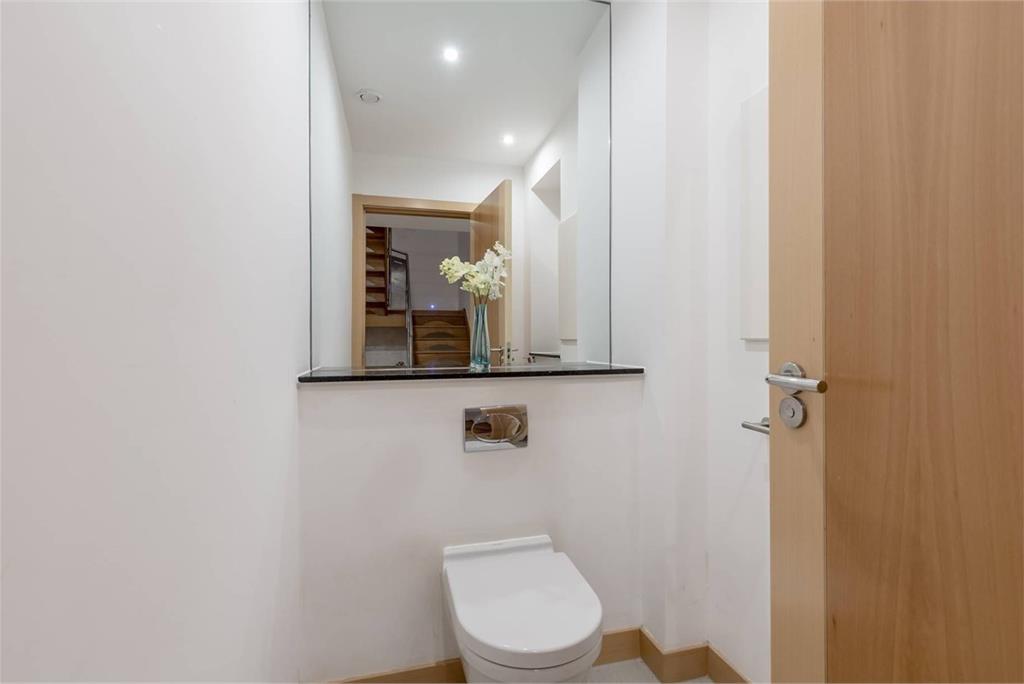 3/11 Western Harbour Breakwater, Edinburgh, EH6 6PA - image 23