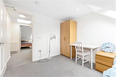62/7 Temple Park Crescent, Polwarth, Edinburgh, EH11 1HY - image 16