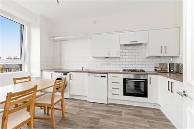62/7 Temple Park Crescent, Polwarth, Edinburgh, EH11 1HY - image 4
