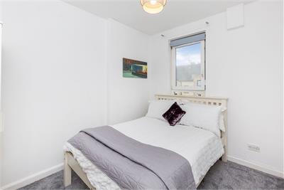29/6 Loganlea Drive, Edinburgh, EH7 6LS - image 6