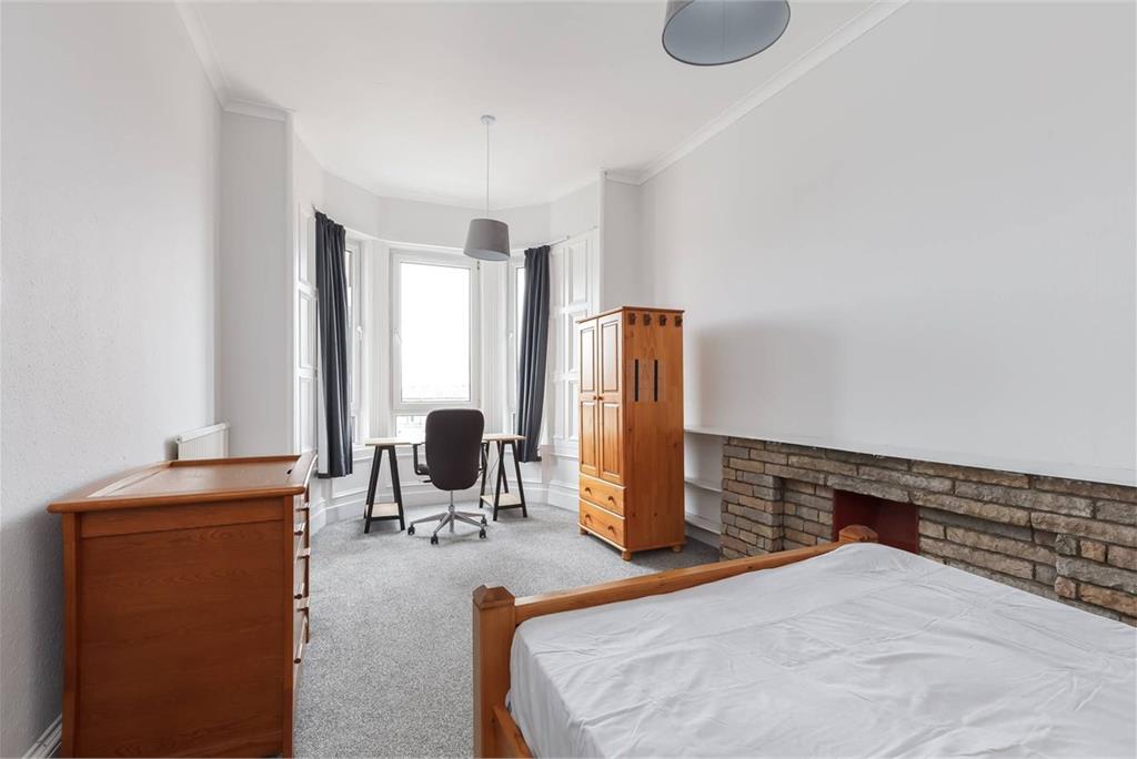 47 (3F2) Polwarth Gardens, Edinburgh, EH11 1LB - image 11