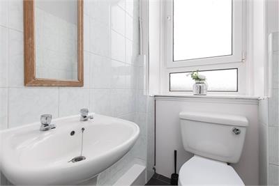47 (3F2) Polwarth Gardens, Edinburgh, EH11 1LB - image 18
