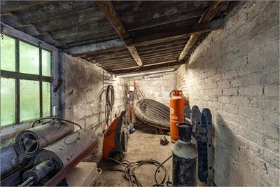 The Garage, Lillesleaf, TD6 9JA - image 13
