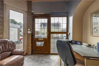 The Garage, Lillesleaf, TD6 9JA - image 16